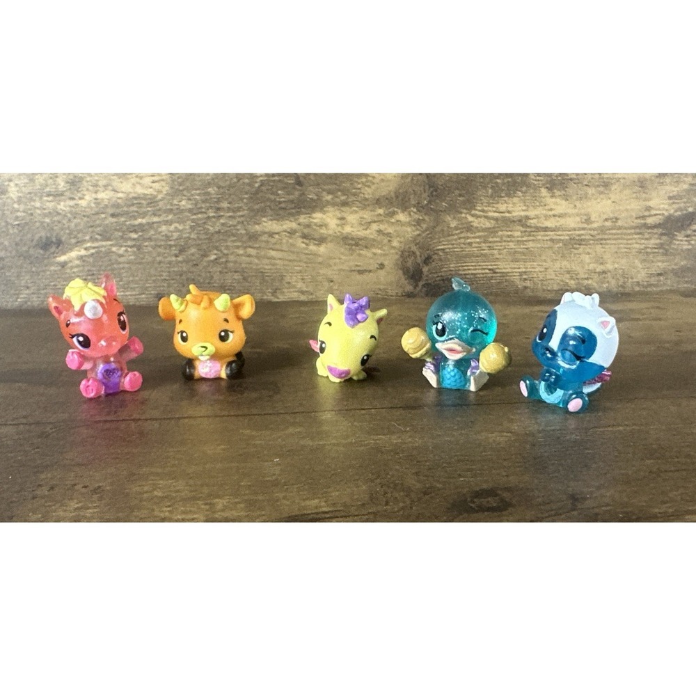 Spin Master Hatchimals CollEGGtibles Bundle Of 5 Mini Figures Fast Safe Shipping